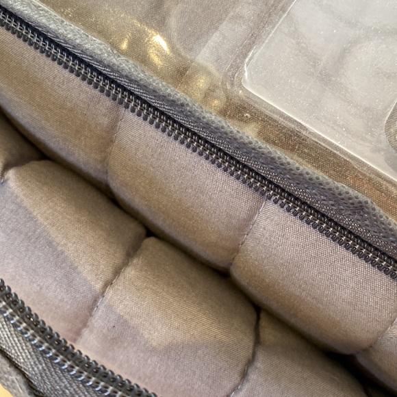 🆕 Jennifer Adams Home Codora 3 Piece Quilt Set - Picture 6 of 9